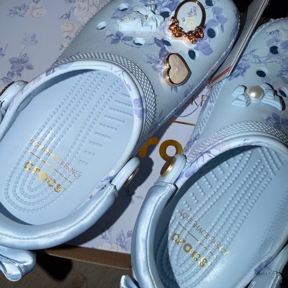 LoveShackFancy Blue Classic Clog - Picture 4 of 6